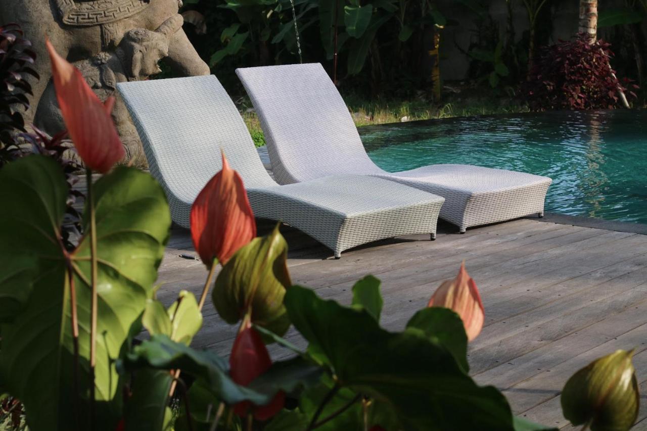 Hotel Queen At Gunung Sari 3*